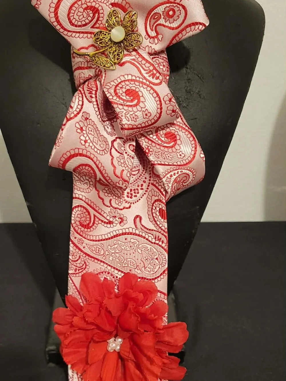 Ladies CRAFTED CEEARIVE TIES